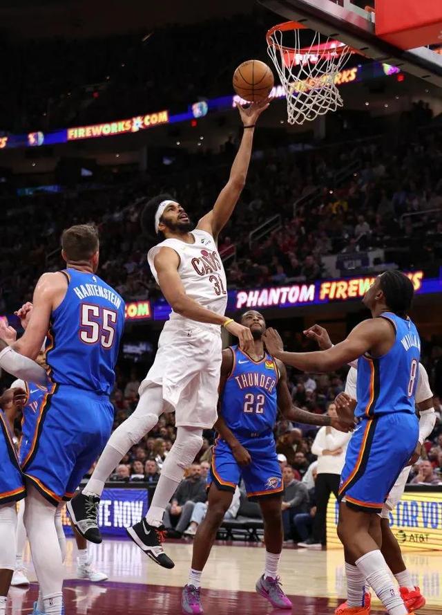 关于风云突变新奥尔良鹈鹕关键时刻造点机会，NBA季后赛版图或变，球迷炸锅，赛程密集仍需轮换的信息