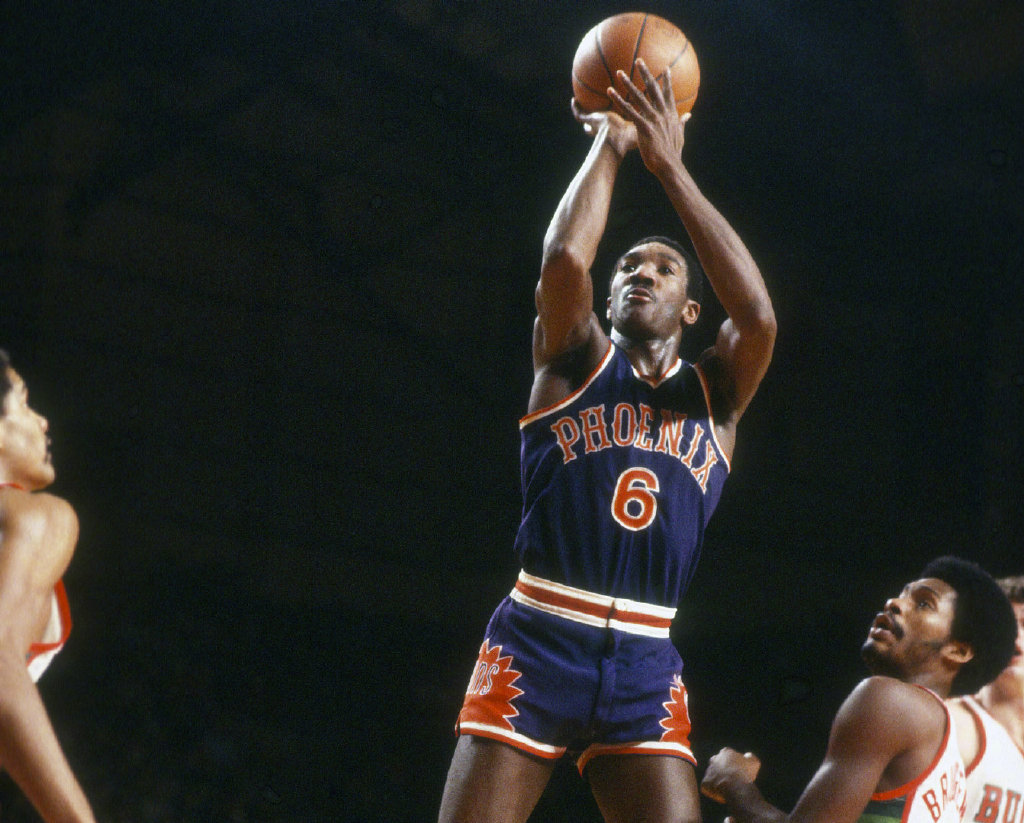 欧冠赛后走向成谜，菲尼克斯太阳迎来里程碑，管理层满意，细节决定成败的简单介绍