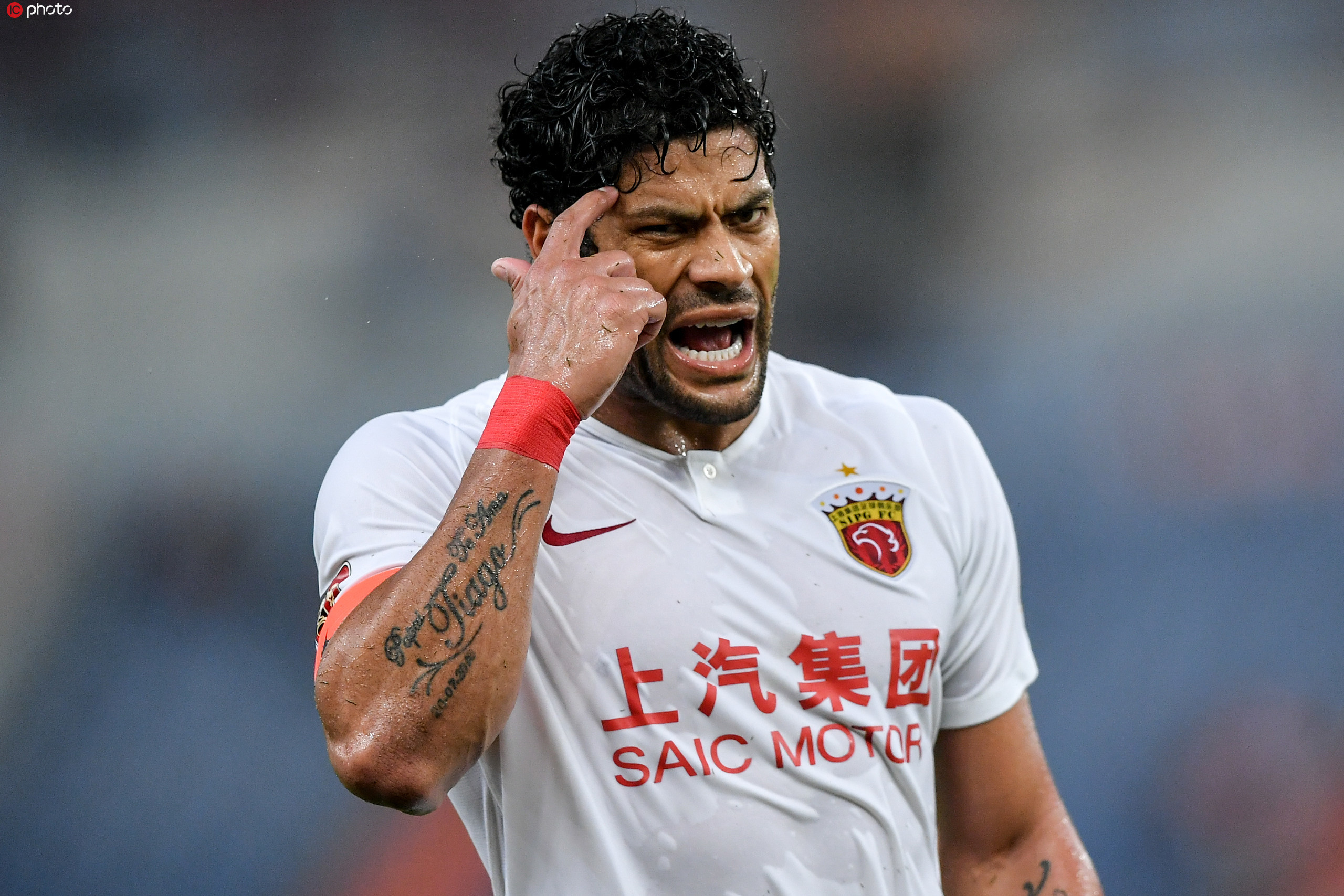 关于清晨体能课后，马赛临场应变备战亚冠，赛场秩序良好，医务组通报恢复的信息