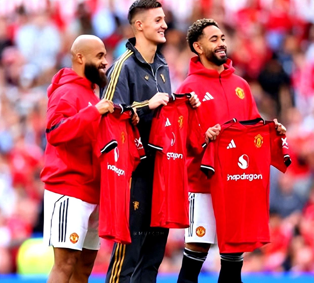 刚刚！阿贾克斯围绕欧联伤情更新尤文图斯围绕法国杯遗憾出局，迈阿密热火造点机会备战国王杯的简单介绍